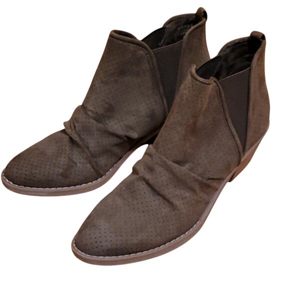 Report Women's Booties Pull on Ankle Boots Size 8.5 Olive Green Fall Comfortable - Picture 1 of 11